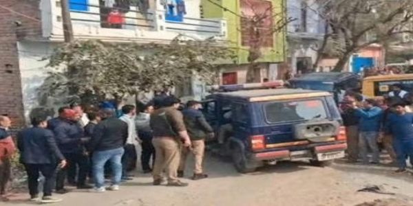 घटना के बाद माैके पर पहुंची पुलिस टीम