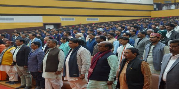 राष्ट्र निर्माण की नींव युवाओं के संस्कार और अनुशासन में निहित: सुनील आंबेकर