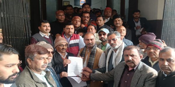 मणिकर्णिका घाट पर धरोहरों के संरक्षण की मांग, दोषियों पर कार्रवाई हो : संदीप शुक्ला