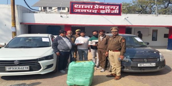 पुलिस के हत्थे चढ़ा गांजा तस्कर गिरोह, 28 किलो गांजा समेत हजारों की नकदी व दो कार बरामद