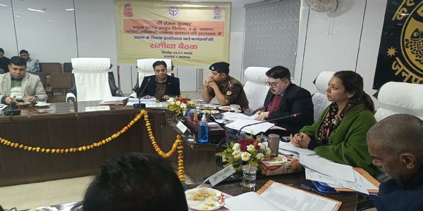 अल्पसंख्यक कल्याण अधिकारी को नोडल अधिकारी की फटकार