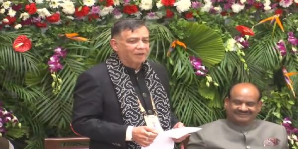 उप्र विधानसभा अध्यक्ष सतीश महाना