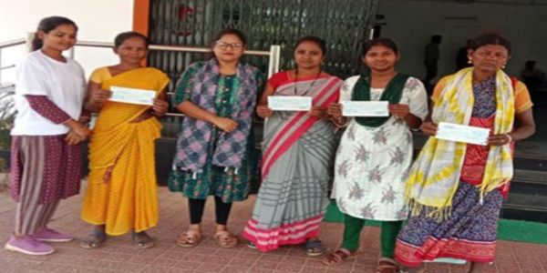 सक्षम योजना अंर्तगत चार विधवा महिलाओं काे स्वरोजगार, ऋण स्वीकृत
