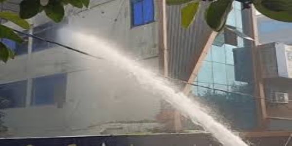 देवास: होटल की दूसरी मंजिल के कमरे में लगी आग, फायर ब्रिगेड ने आधे घंटे में पाया काबू, कोई जनहानि नहीं