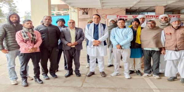 हिसार : मोनू मर्डर केस में गिरफ्तारी की मांग पर एसपी से मिला बसपा का शिष्टमंडल