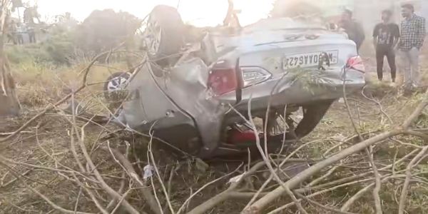 डेबरा हाइवे पर बड़ा हादसा, तीन घायल