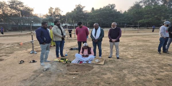 मारंग गोमके की जयंती पर फुटबॉल प्रतियोगिता तीन से
