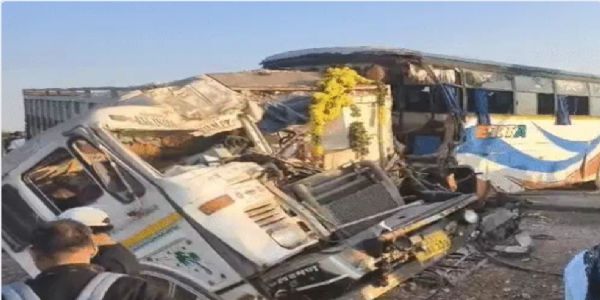 जोधपुर में ट्रक से टक्कर में 4 की मौत, 16 घायल