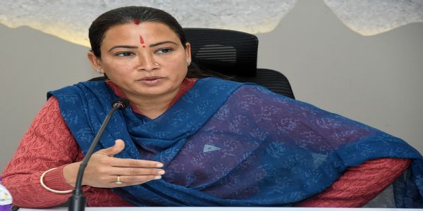 महिला सशक्तिकरण मंत्री ने बजट का 30 फीसदी धन महिलाओं के लिए आरक्षित करने का दिया सुझाव