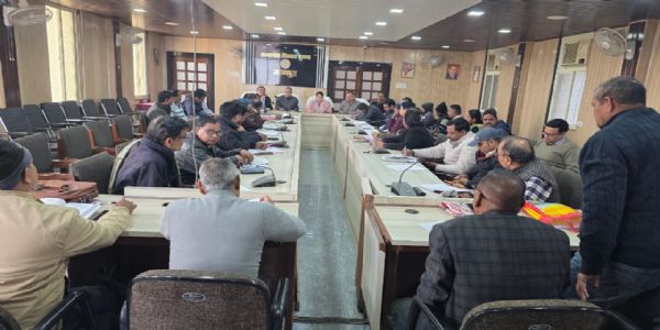 जिला सहकारी बैंक ऋण उपलब्ध कराएं : संयुक्त आयुक्त