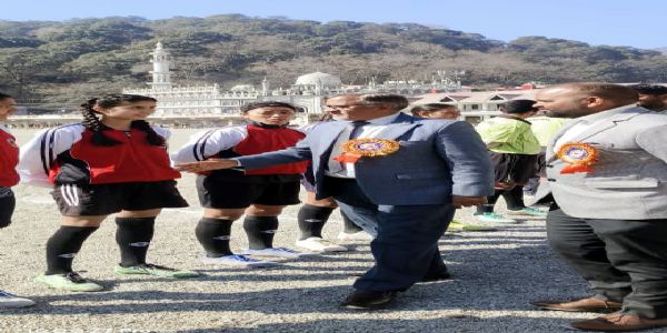 कुमाऊं विवि महिला फुटबॉल टीम के चयन के लिए ट्रायल आयोजित