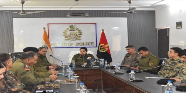 गणतंत्र दिवस से पहले कठुआ में सुरक्षा समीक्षा बैठक, एसएसपी मोहिता ने सभी एजेंसियों को सतर्क रहने के दिए निर्देश