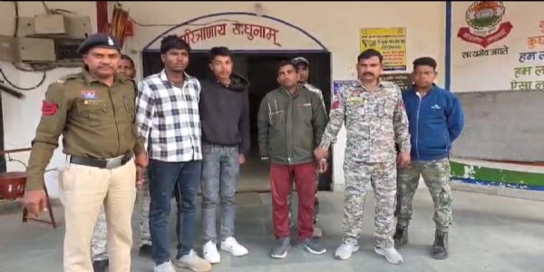 बलरामपुर : वाड्रफनगर में महिला से सामूहिक दुष्कर्म, तीन आरोपित गिरफ्तार