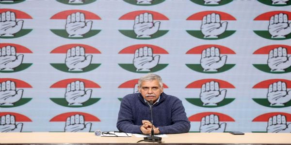 कांग्रेस नेता संदीप दीक्षित