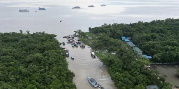 बांग्लादेश की समुद्री सीमा बंगाल की खाड़ी से लगती है। यहां दुनिया का सबसे लंबा प्राकृतिक समुद्र तट कॉक्स बाजार है। बांग्लादेश अपनी 1320 किलोमीटर की समुद्री सीमा और सुंदरबन जैसे महत्वपूर्ण तटीय क्षेत्रों के लिए जाना जाता है। फोटो - ढाका ट्रिब्यून