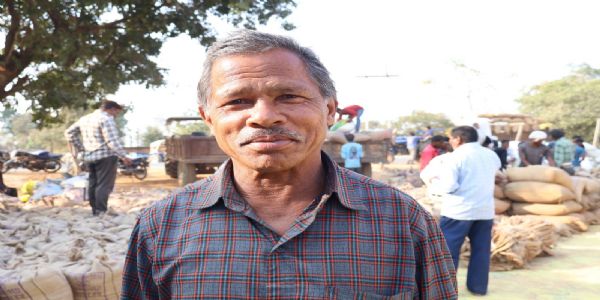 कोरबा : पहली बार धान विक्रय करने वाले कृषक कंवर का अनुभव रहा अत्यंत सुखद