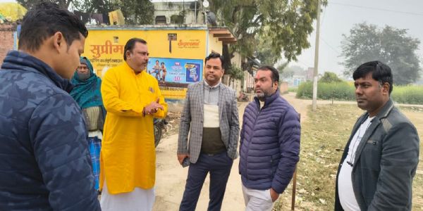 (संशोधित) मां शीतला धाम चौकिया में श्रृंगार महोत्सव की तैयारी शुरू, कोलकाता से मंगाए गए फूल