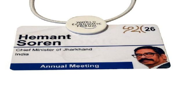 मुख्यमंत्री हेमन्त सोरेन सर्वोच्च सम्मान वाइट बैज और कल्पना सोरेन डब्लूईएफ बैज से सम्मानित