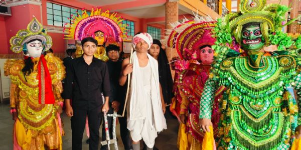 कैंब्रियन पब्लिक स्कूल के प्रदर्शनी में बच्चों ने दिखाई प्रस्‍तूति