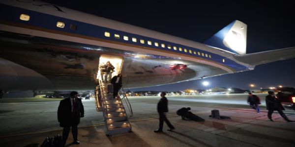 स्विट्जरलैंड जा रहे ट्रंप के एयर फोर्स वन में आई खराबी, लौटे अमेरिका, दूसरे एयरक्राफ्ट से रवाना