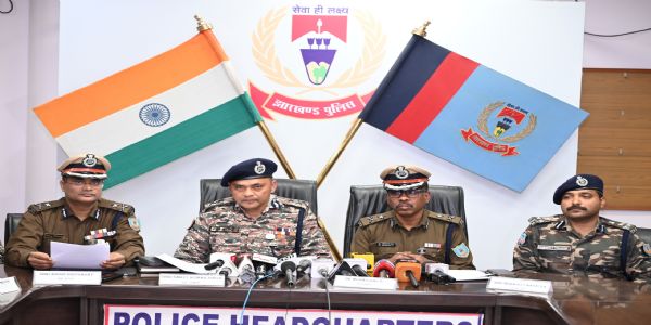 प्रेस वार्ता की तस्वीर प्रेस वार्ता की तस्वीर