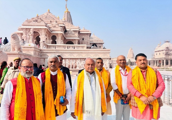 मप्र विधानसभा अध्यक्ष ने अयोध्या पहुंचकर श्री रामलला एवं श्री हनुमानगढ़ी के किए दर्शन