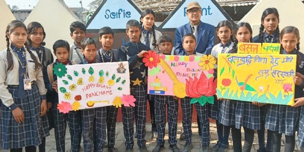 ऋतुराज बसंत के आगमन पर प्रकृति करती है श्रृंगार