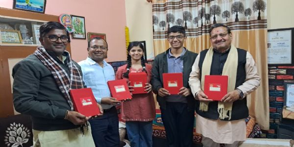 संघ के शताब्दी वर्ष में नन्ही कलम ने रचा इतिहास