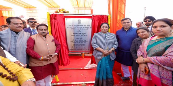 (अपडेट) मुख्यमंत्री ने मुनक नहर के कायाकल्प और छठ घाटों के निर्माण की आधारशिला रखी