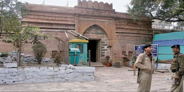 मप्रः सुप्रीम कोर्ट ने धार की ऐतिहासिक भोजशाला संरक्षित परिसर के संबंध में सुनवाई कर दिए निर्देश