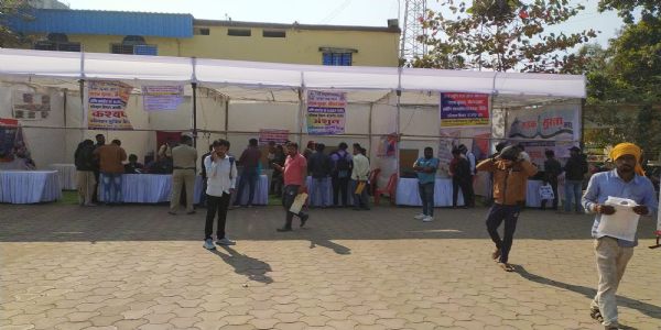 जांजगीर-चांपा में 37वें सड़क सुरक्षा माह के तहत लर्निंग लाइसेंस व एचएसआरपी कैम्प का आयोजन