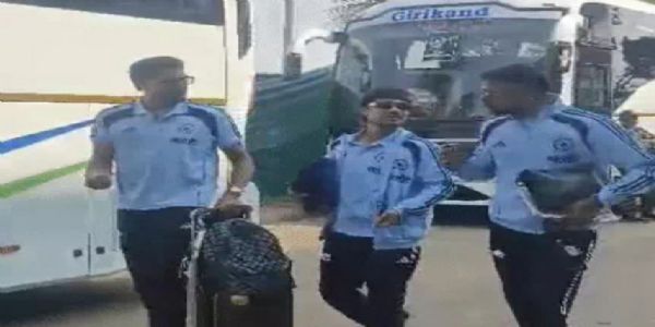 टीम इंडिया और टीम न्यूजीलैंड की टीमों ने शहीद वीर नारायण सिंह अंतरराष्ट्रीय क्रिकेट स्टेडियम में किया अभ्यास