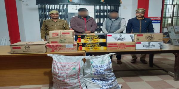 अवैध शराब की तस्करी करने वाले दो युवक गिरफ्तार, तेरह सौ लीटर से अधिक शराब बरामद
