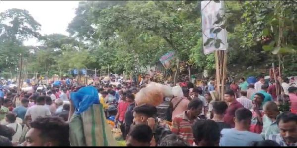 पूर्व मेदिनीपुर के फूल बाजारों में चढ़े भाव