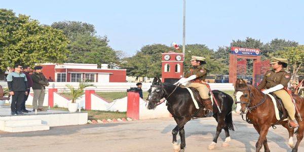 वाराणसी में गणतंत्र दिवस की तैयारियां शुरू,पुलिस लाइन में चल रहा पूर्वाभ्यास