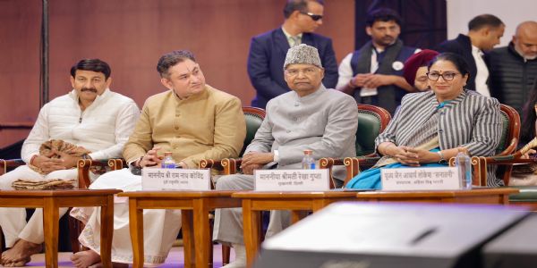 रामकथा सेवा और राष्ट्र के नैतिक संस्कारों का संदेश देती है : रेखा गुप्ता