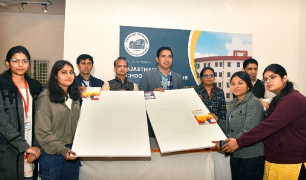 चित्रकला कार्यशाला का मकसद मतदाताओं को जागरूक कर लोकतंत्र को मजबूत करना है:जिला कलेक्टर सोनी