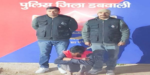 सिरसा: पुलिस ने लाखों रुपये की हेरोइन व अफीम की खेती पकड़ी, तीन गिरफ्तार