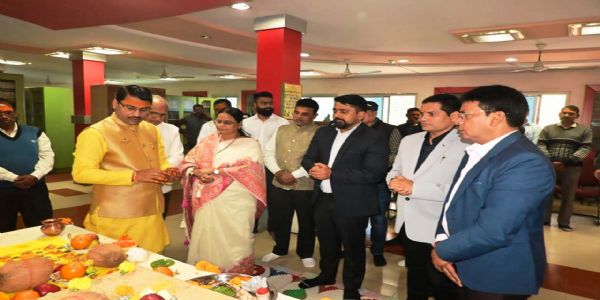 कोरबा : बसंत पंचमी पर निगम लाईब्रेरी में गूंजी सरस्वती वंदना