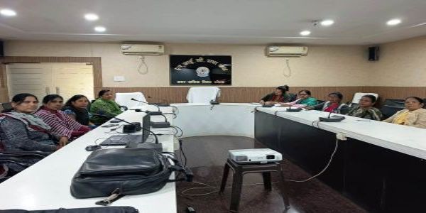 कोरबा : लैंगिक उत्पीड़न आंतरिक शिकायत परिवाद समिति की बैठक साकेत में संपन्‍न