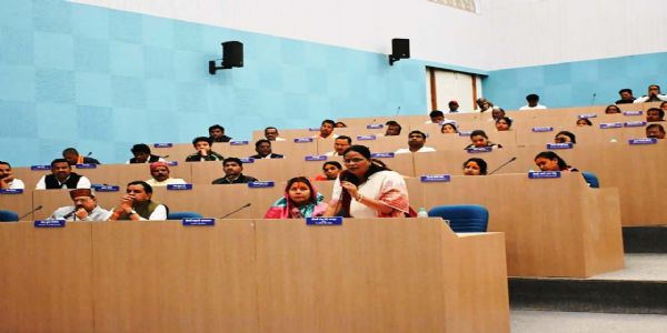 कोरबा नगर निगम की सामान्य सभा में 27 प्रस्ताव स्वीकृत, दाे प्रस्ताव होल्ड पर