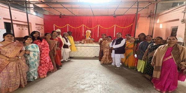 श्री डोरंडा शिशु सदन में बसंत पंचमी पर श्रद्धापूर्वक हुई मां सरस्वती की पूजा