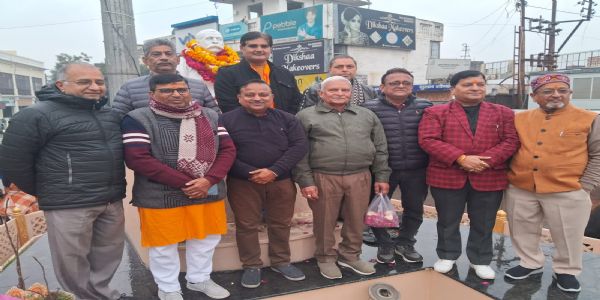 प्रेस क्लब ने की आचार्य किशोरीदास वाजपेयी को मरणोपरांत पद्मश्री देने की मांग