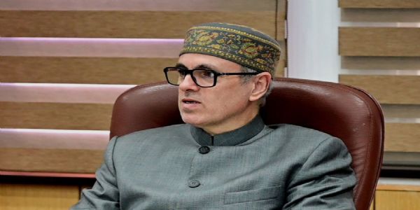 सरकार की सर्वोच्च प्राथमिकता आवश्यक सेवाओं की बहाली है-मुख्यमंत्री उमर