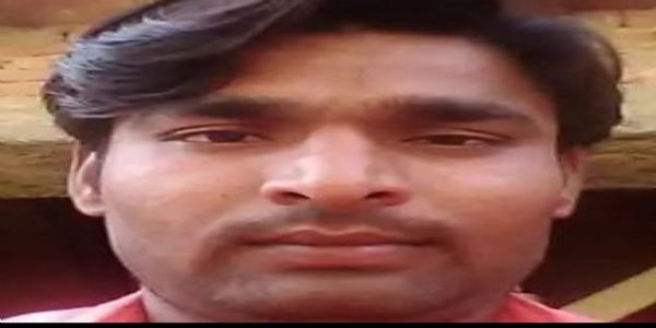 सड़क दुर्घटना में बाइक सवार की मौत