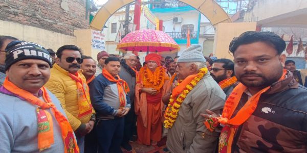 प्रयागराज में हुई घटना अंतरराष्ट्रीय साजिश, उप्र सरकार उच्च स्तरीय जांच कराए:चक्रपाणि जी महाराज