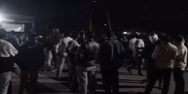 मप्र के उज्जैन में दो पक्षों के बीच हिंसक झड़प, 11 बसों में तोड़फोड़, भारी पुलिस बल तैनात