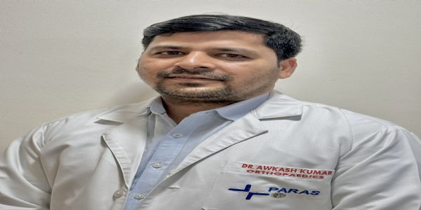 पारस हॉस्पिटल में से बच्‍ची की कटने से बची बांह