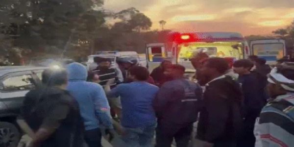 बनासकांठा में भीषण सड़क हादसा, 7 की मौत, 3 गंभीर