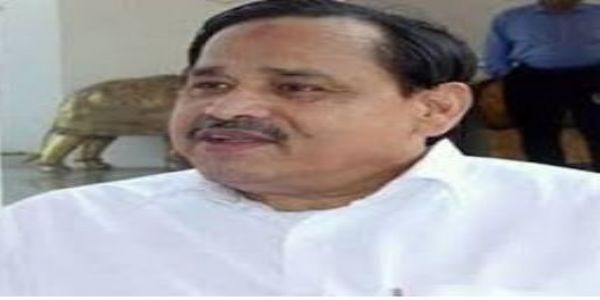 पूर्व मंत्री नसीमुद्दीन ​सिद्दीकी ने कांग्रेस पार्टी से दिया इस्तीफा